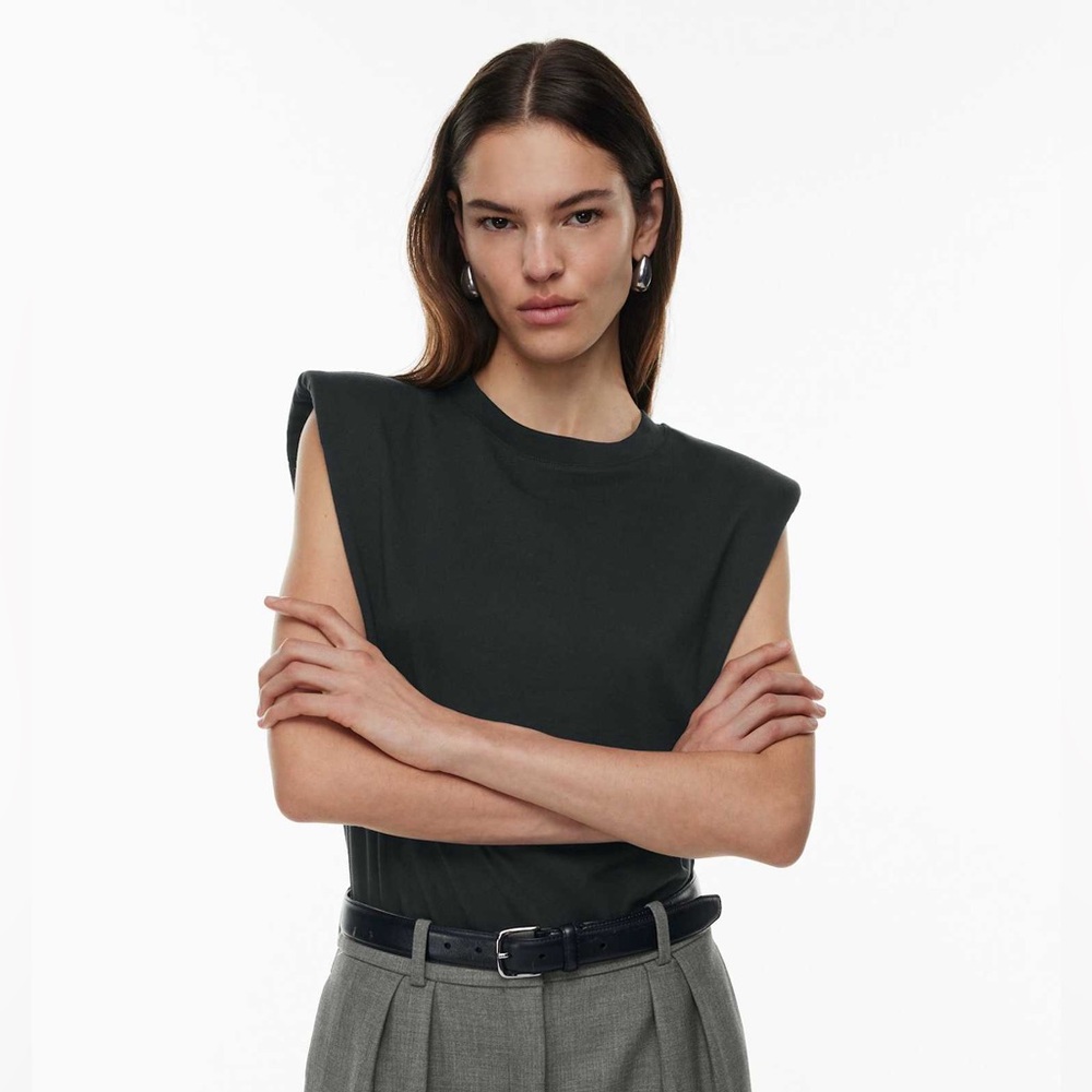 Babaton Shoulder Pad Tank